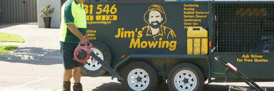 Jim's Mowing We'll help you create a lawn mowing
and garden care you'll be proud of